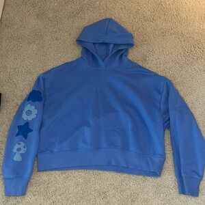 Womens Pacsun hoodie. Details only on right sleeve. Great condition.